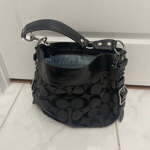 Coach Signature Canvas with Leather Trim Shoulder bag